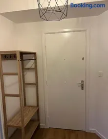 Beautiful and Cosy Flat in Etterbeek - Image 4
