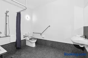 The Electric Hotel - Image 5