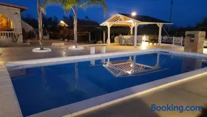 Villa Anna Salento - due camere con piscina, cucina e BBQ a pochi minuti dal mare - Image 1
