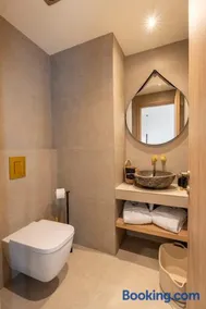 Naiades Guest House - Image 4