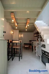 New Guesthouse in Emporios - Image 2