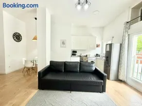 Aluche Aparment B - Image 3