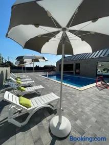 das Klet - Modern Family Villa near Zagreb with Heated Pool & Free Parking - Image 4