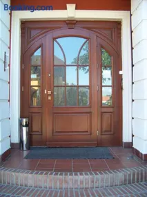 Sapphire Apartment - Image 4