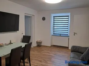 Self Check-in Apartment DLT - Free Parking - Image 3