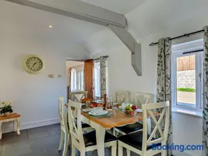 2 Bed in Bideford oc-fireb - Image 4