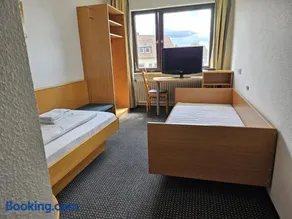 Hotel Mautner Airport und Messehotel - Image 2