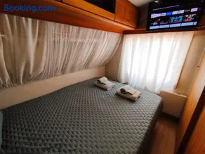 Ella's Camper - Image 5