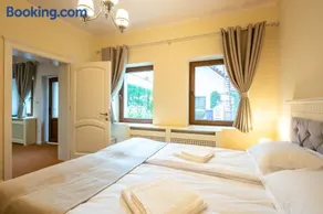Apartament Hotel H - Image 2