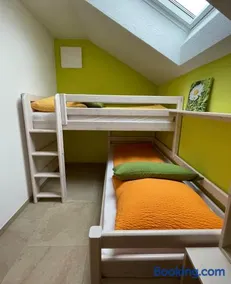 Appartamento accogliente e familiare con barbecue e giardino | Vista sulla montagna - Image 2