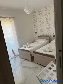 Clara Apartment - Image 3