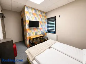 Zen Rooms - Image 4