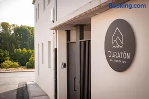 Apartamentos Duratón - Image 1