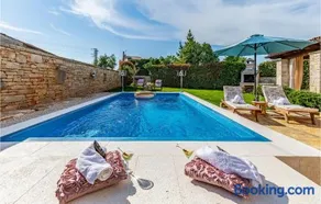 Gorgeous Home In Sisan With Wifi - Image 2