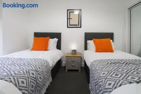 Sonas Apartment - Image 4