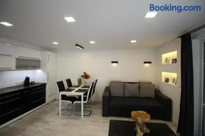 Lóczy Apartman - Image 3