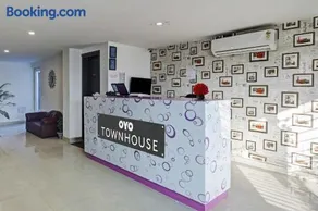 Super Townhouse Tipsyy Near Bestech Central Square Mall - Image 3