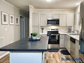 Decatur's Cozy Family Charm with Modern Touches - Image 2
