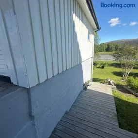 Charming apartment with two bedroms and beautifull sea view in Fauske - Image 3