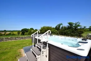 4 Bed in Menai Bridge oc-bow16 - Image 2