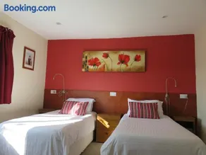 Cherry Lodge - Image 4