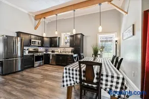 Country Style Home 4br 2bth - Image 1