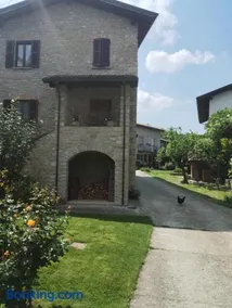 La Pomella - Image 3