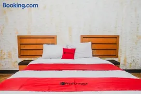 RedDoorz Plus at Neo Asri Hotel Megamendung Puncak Bogor - Image 3