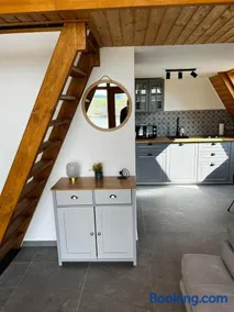 Edelin Lake House - Image 3