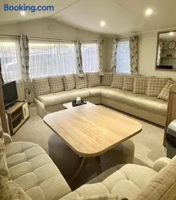 Our Lodge at Newquay Bay NB35 - Image 3