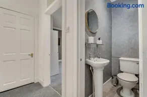 The Garden Flat, Loch Lomond - Image 4