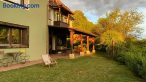 Szejke Villa - Image 1