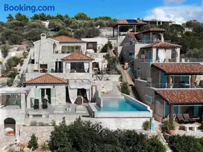 Villa Kamen Blue - Image 2
