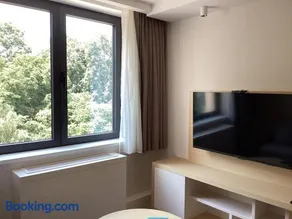 Forest View Apartment at Zepterme Hotel Private Host - Image 5