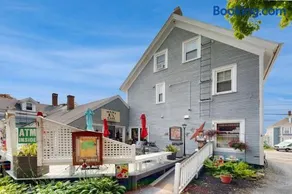 Charming, historic cottage with modern upgrades - stroll to dining & attractions - Image 3