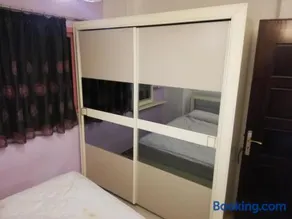 Manial CAIRO شقه فرش مودرن 145متر علي شارع المنيل الرئيسي جزيرة المنيل الروضة قريبه جدا من النيل - Image 3