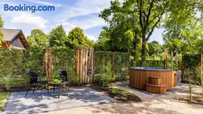 Valkse Hoeve met Hottub | 4 personen - Image 2