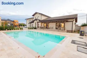 Pensiunea CARMEL - Image 1