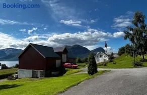 Family home on the Abelset farm - Image 2