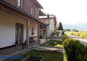 Malvasia Apart - Image 1