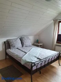 NEU! Ferienwohnung Alleweltchen mit Balkon - Image 3