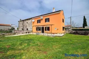 House Murva - Image 3
