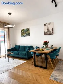 Apartament Viva La France nad Jeziorem Długim - Image 2