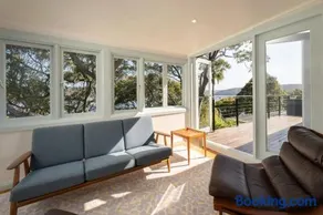 The Treehouse Palm Beach - Image 1