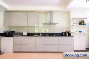Solario Beachfront Villa - Koh Chang - Image 4