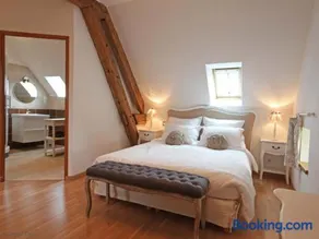 Gîte avec charme historique, 5 chambres, vaste jardin - Image 2