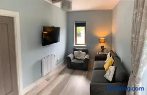 Mountain View Apartment - Image 5