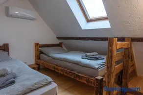 Pamacs Vendégház - Image 2