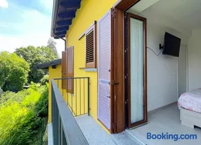 Appartamento con balcone affascinante a Cadorago - Image 1