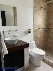 Las Fuentes Casa jardín alberca con caldera opcional - Image 3